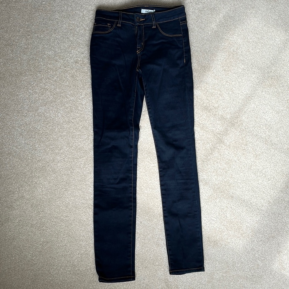 Refuge Mid Rise Jeggings